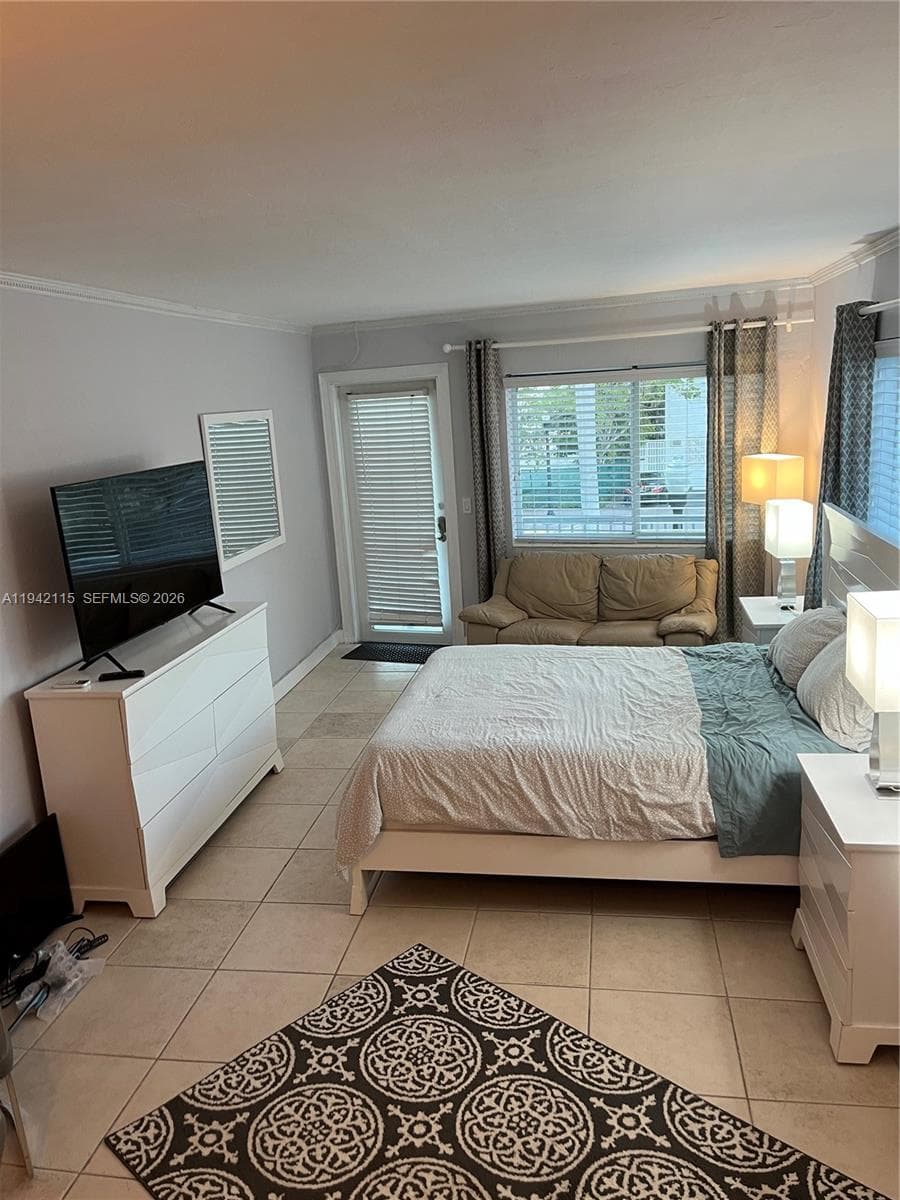 OCEAN BREEZE APTS CONDO · #10 in Miami Beach - Photo 1