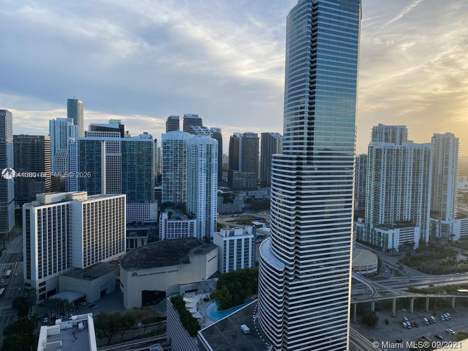 Centro · #PH05 in Miami - Photo 1