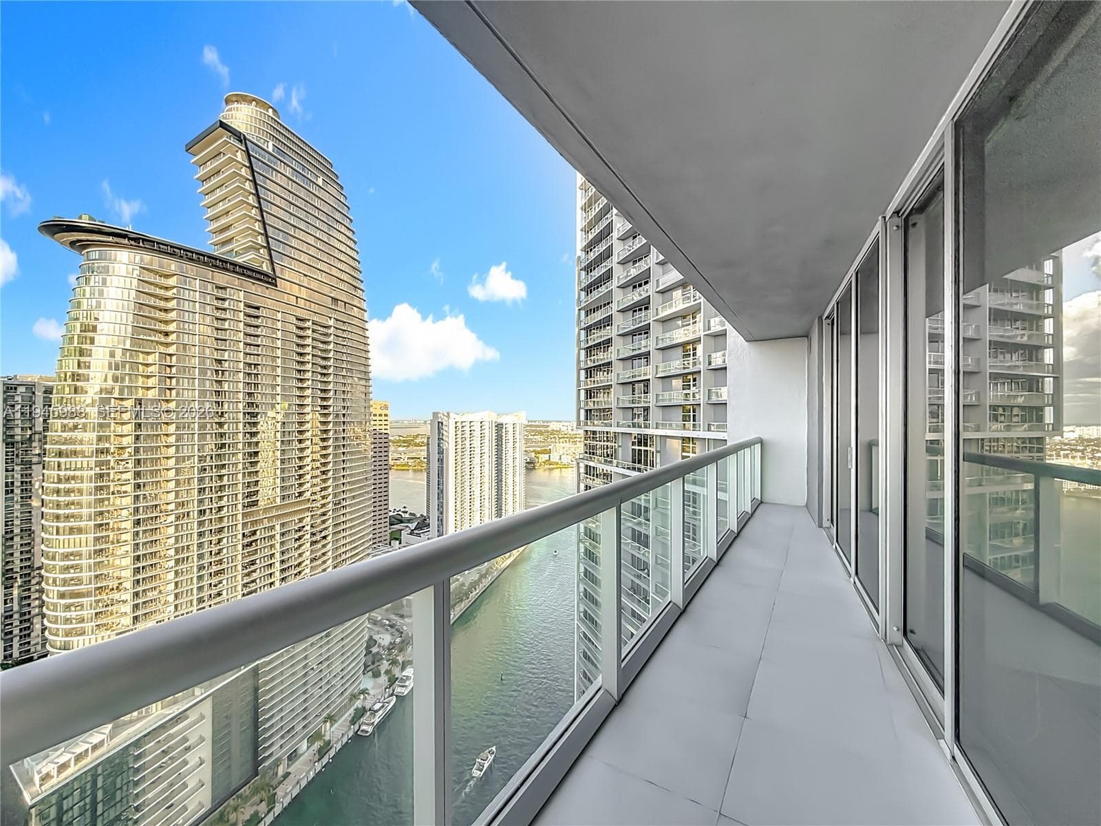 Icon Brickell I · #4215 in Miami - Photo 1