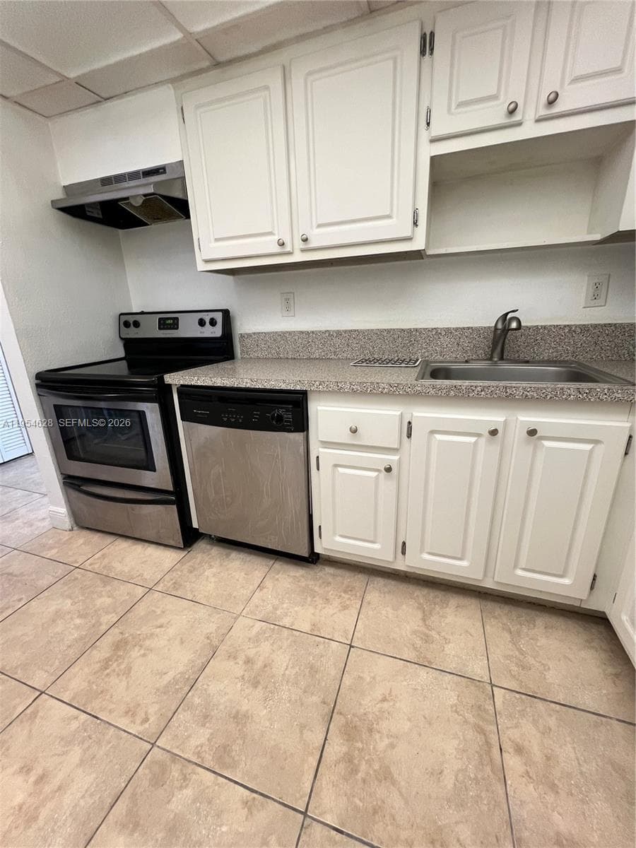 BAYVIEW PALMS CONDO · #428 in North Miami - Photo 1