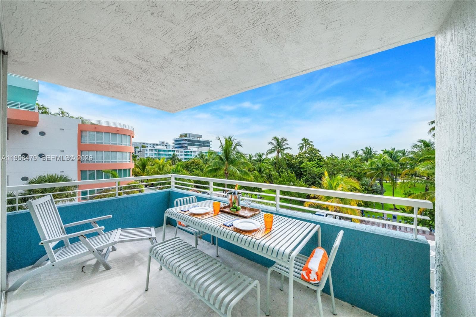 200 OCEAN DRIVE CONDO · #5D in Miami Beach - Photo 1