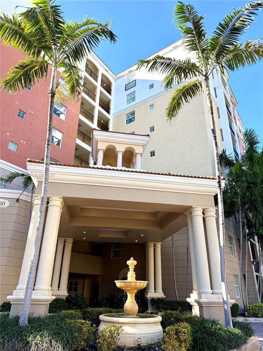 Porto Bellagio · #2419 in Sunny Isles Beach - Photo 1