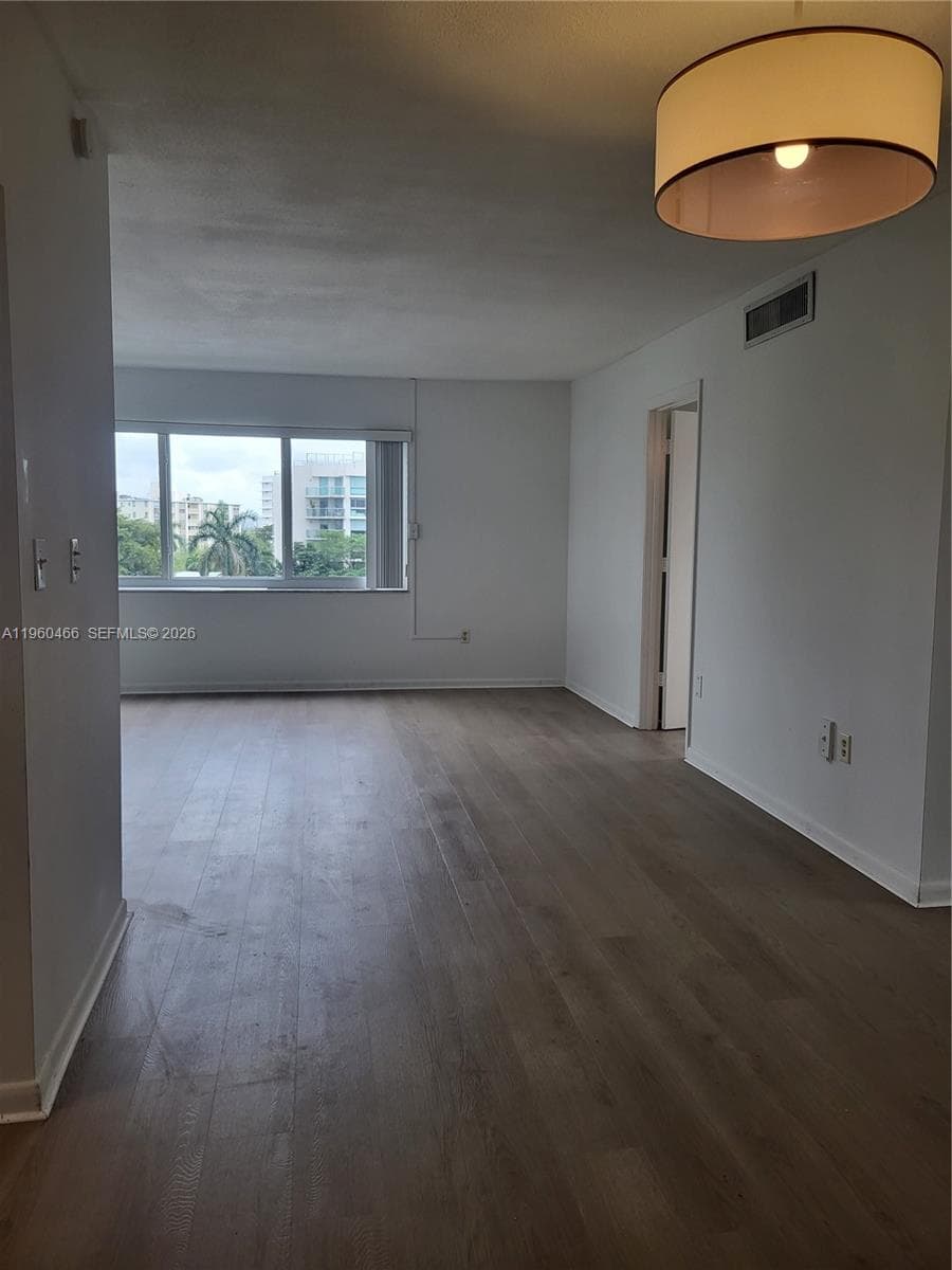CHATILLON HALL CONDOMINIU · #503 in Bay Harbor Islands - Photo 1