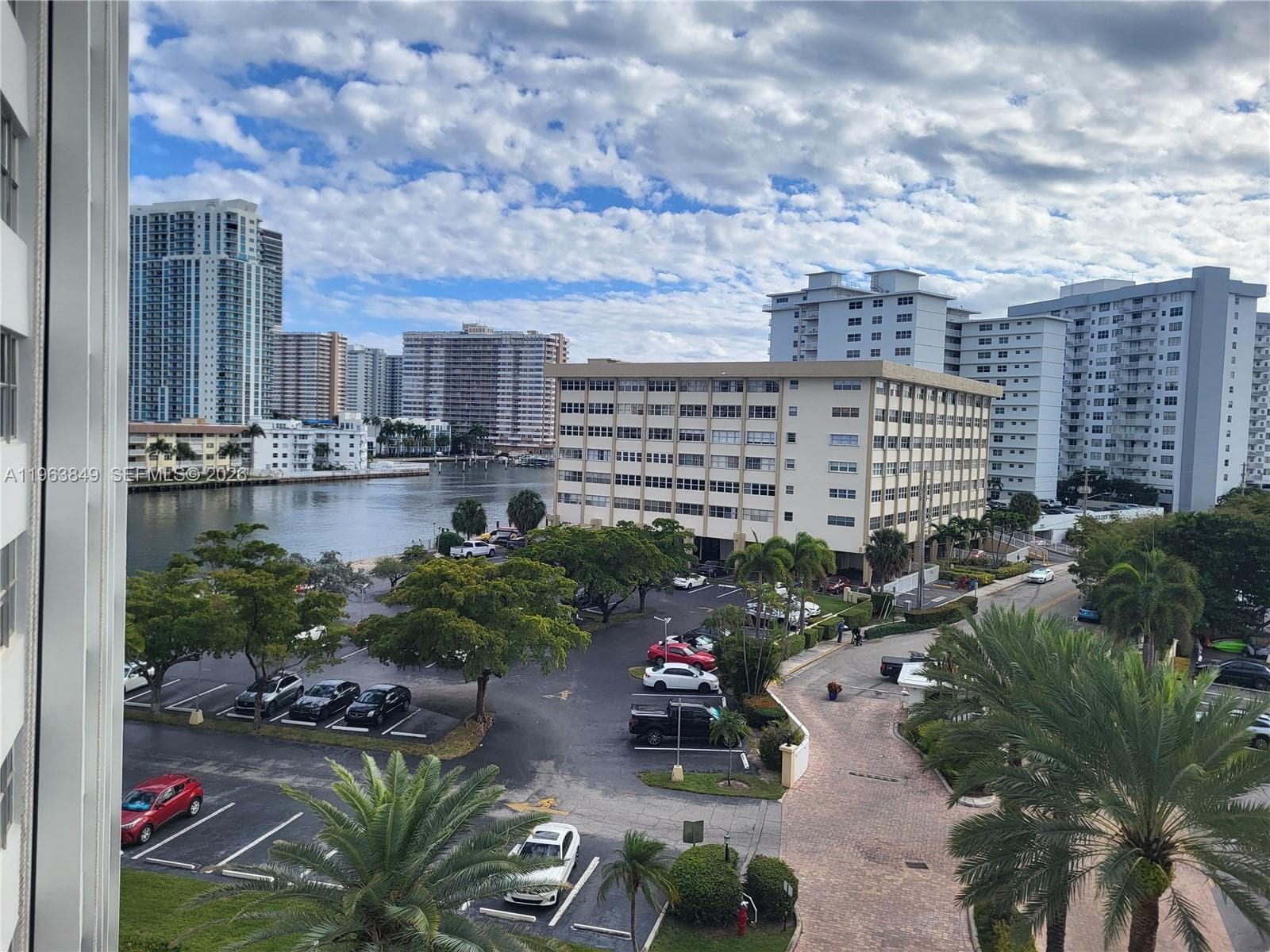 LAKE POINT TOWER CONDOMIN · #615 in Hallandale Beach - Photo 1