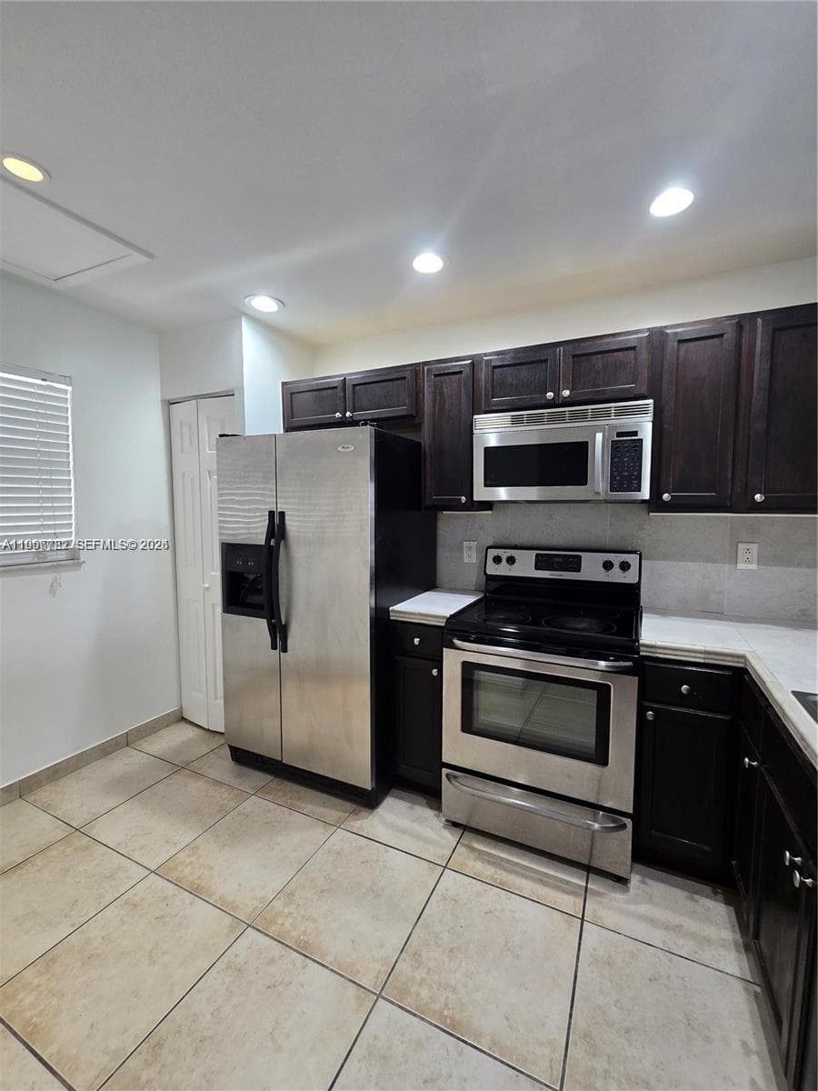 MONTEREY CONDO FOUR · #204-27 in Miami - Photo 1