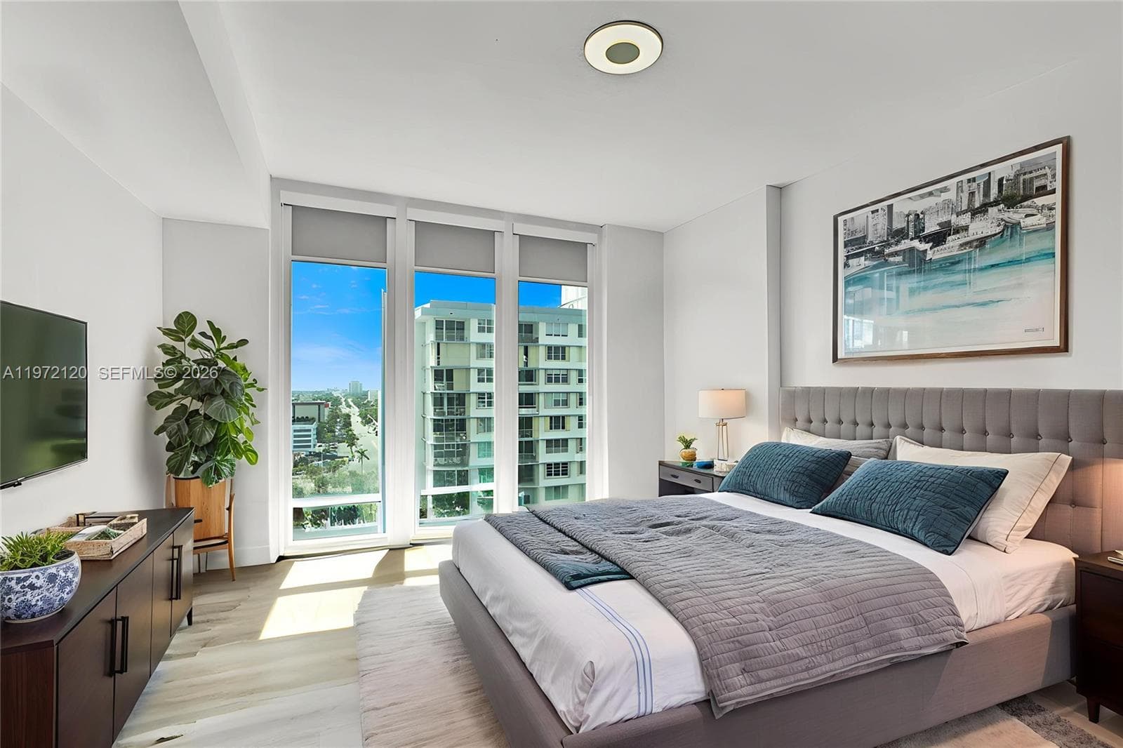 The Bridgewater Condo · #1404 in North Bay Village - Photo 1