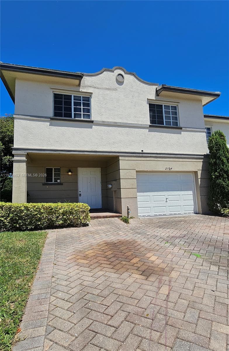 2014 Marsh Harbor Dr