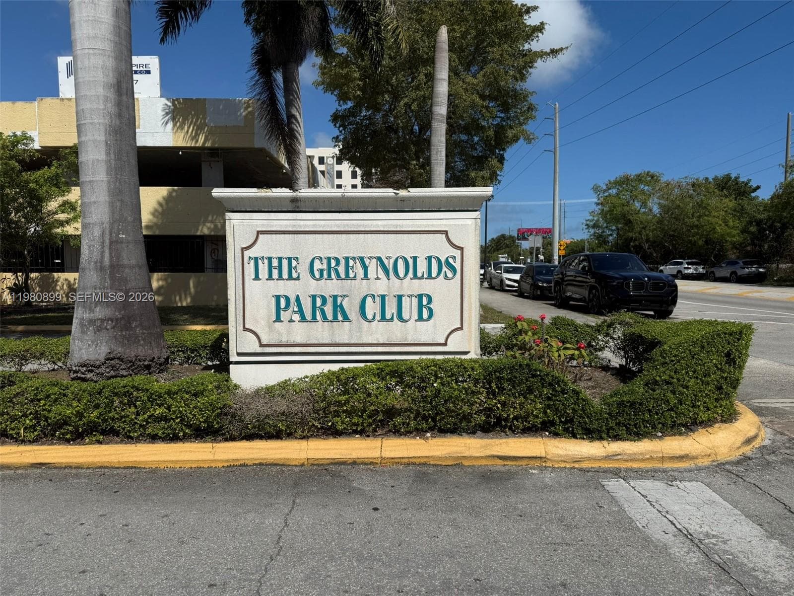 Greynold Park Club Condo · #106 in North Miami Beach - Photo 1