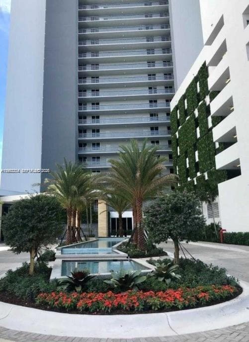 THE HARBOUR · #2702 in North Miami Beach - Photo 1