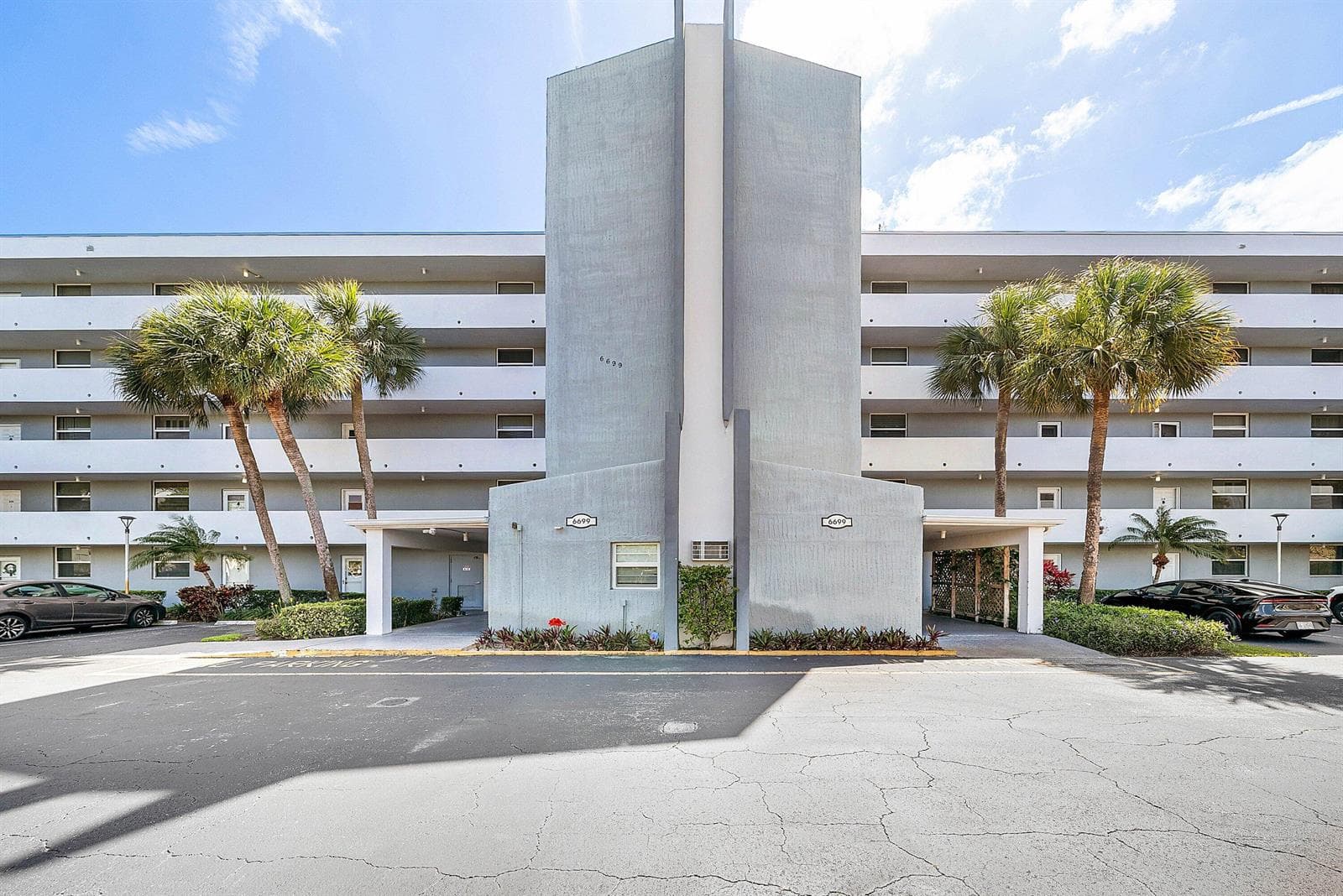 6699 Nw 2nd Avenue #415