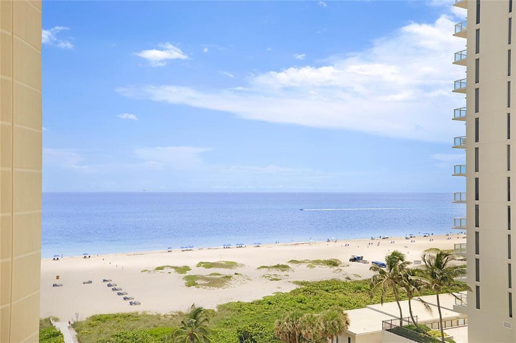 2800 N Ocean Drive #B-9d