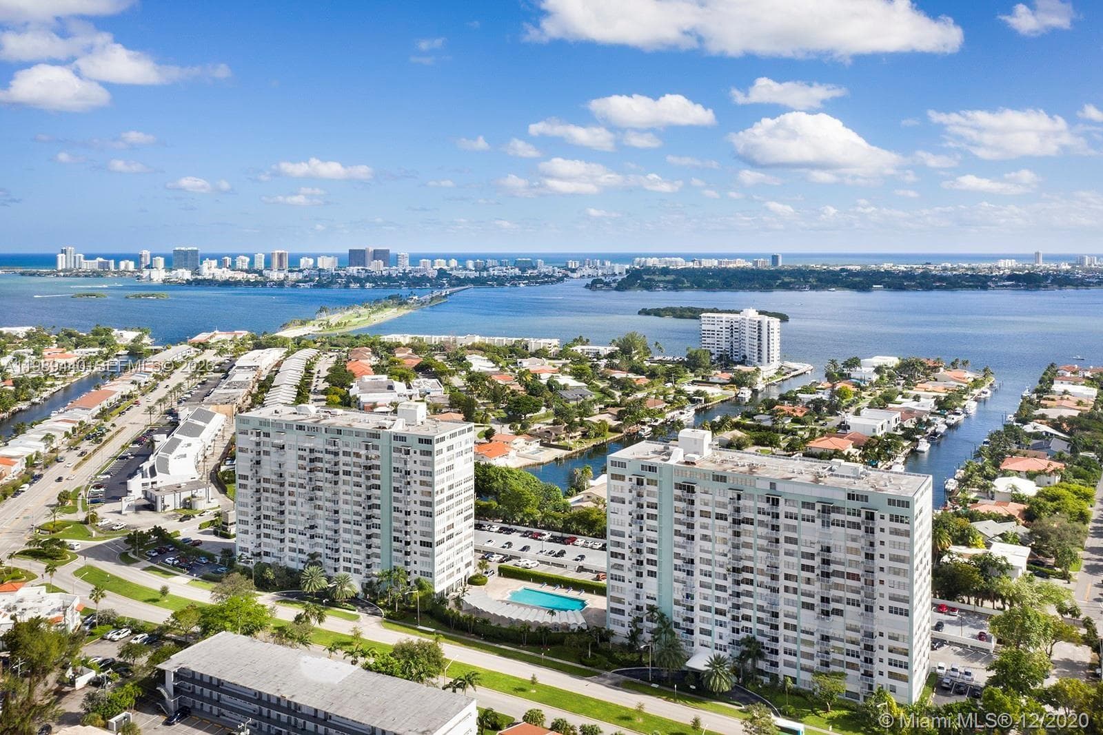 BAYVIEW TOWERS CONDO SOUT · #B1501 in North Miami - Photo 1