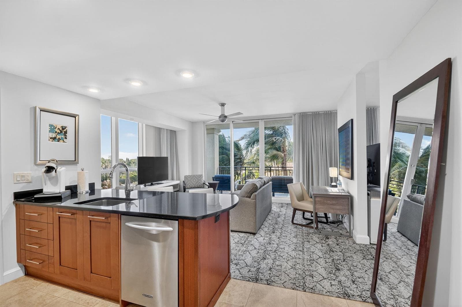 3800 N Ocean Drive #518