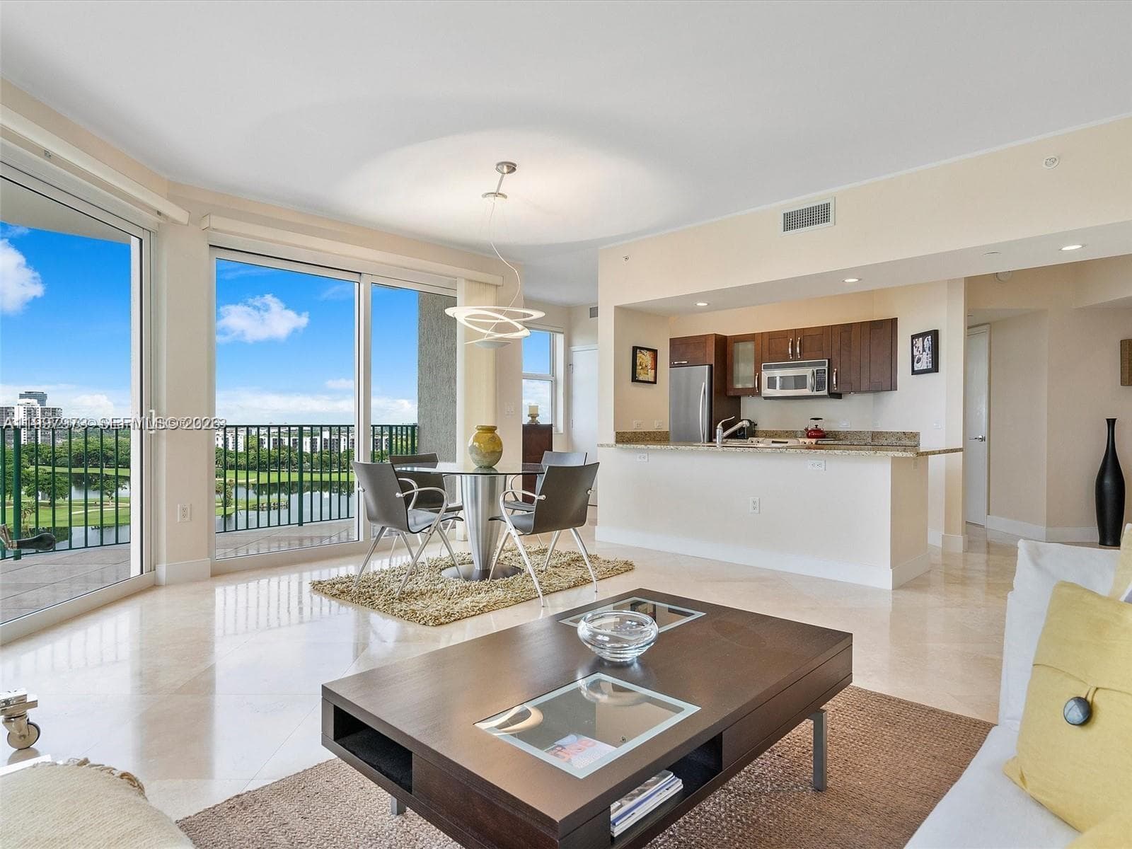 TURNBERRY VILLAGE · #1102 in Aventura - Photo 1