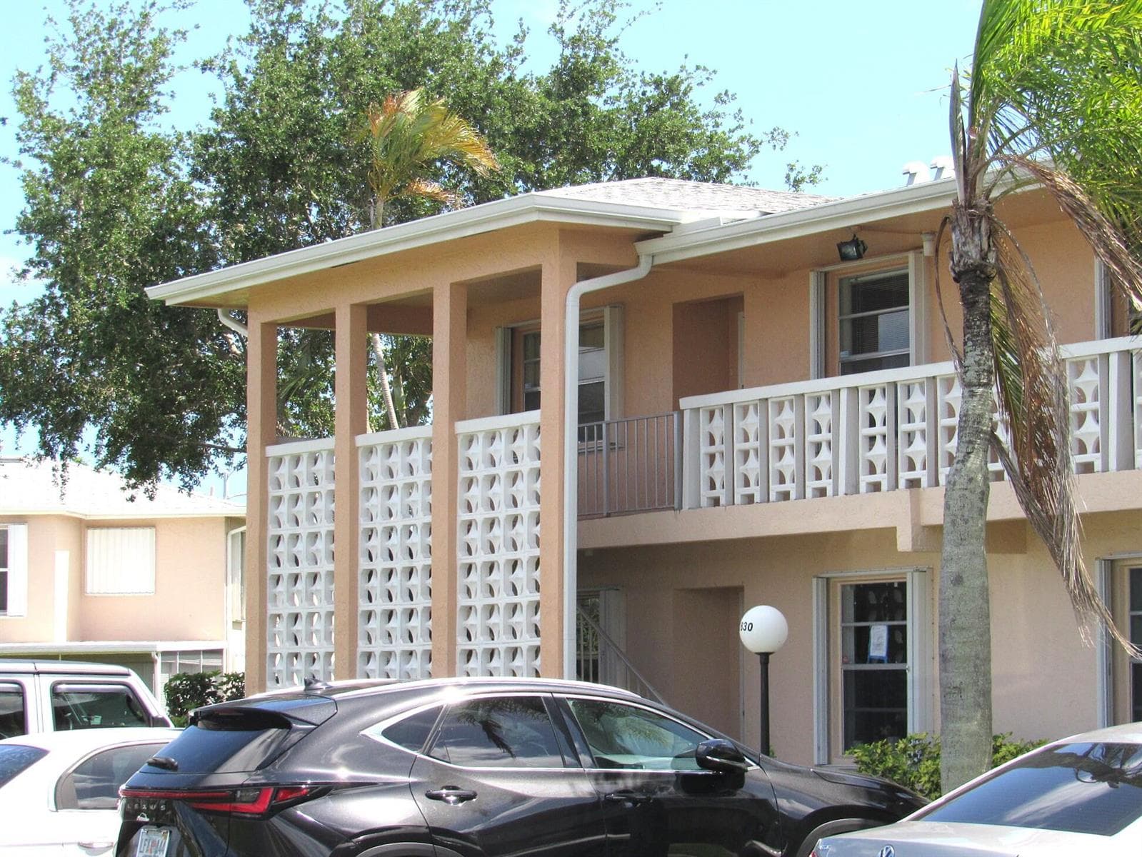 1830 Nw 18th Street #201