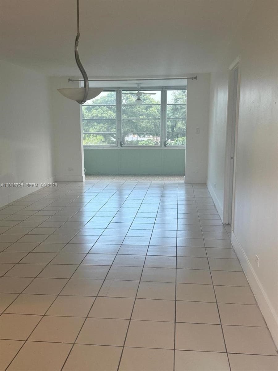 ROYAL OAKS CONDO · #310 in Miami - Photo 1