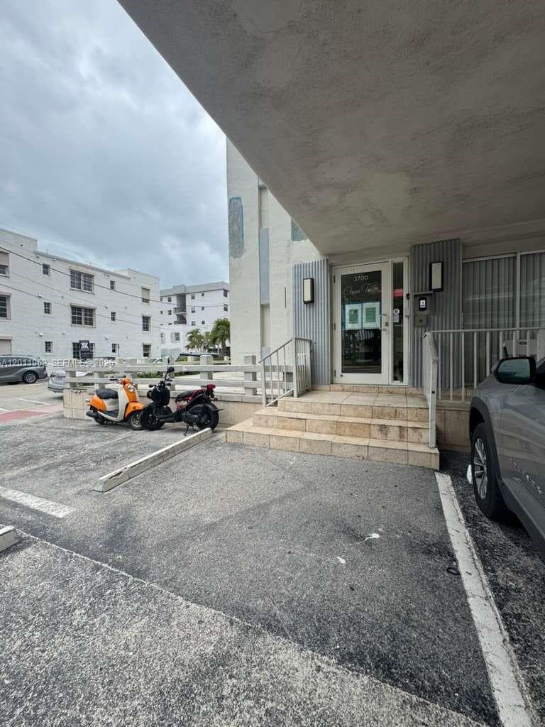 Ocean Villas Condo · #S-309 in Miami Beach - Photo 1