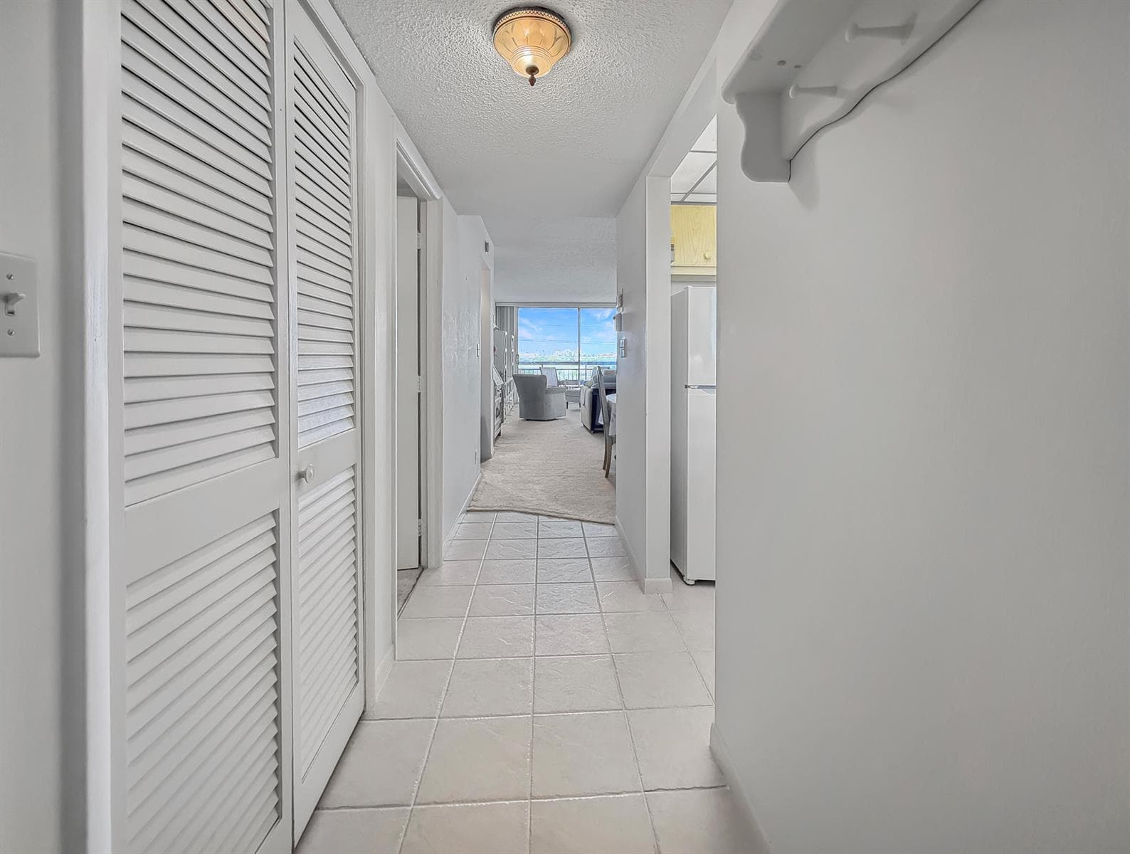 555 Nw 4th Avenue #401
