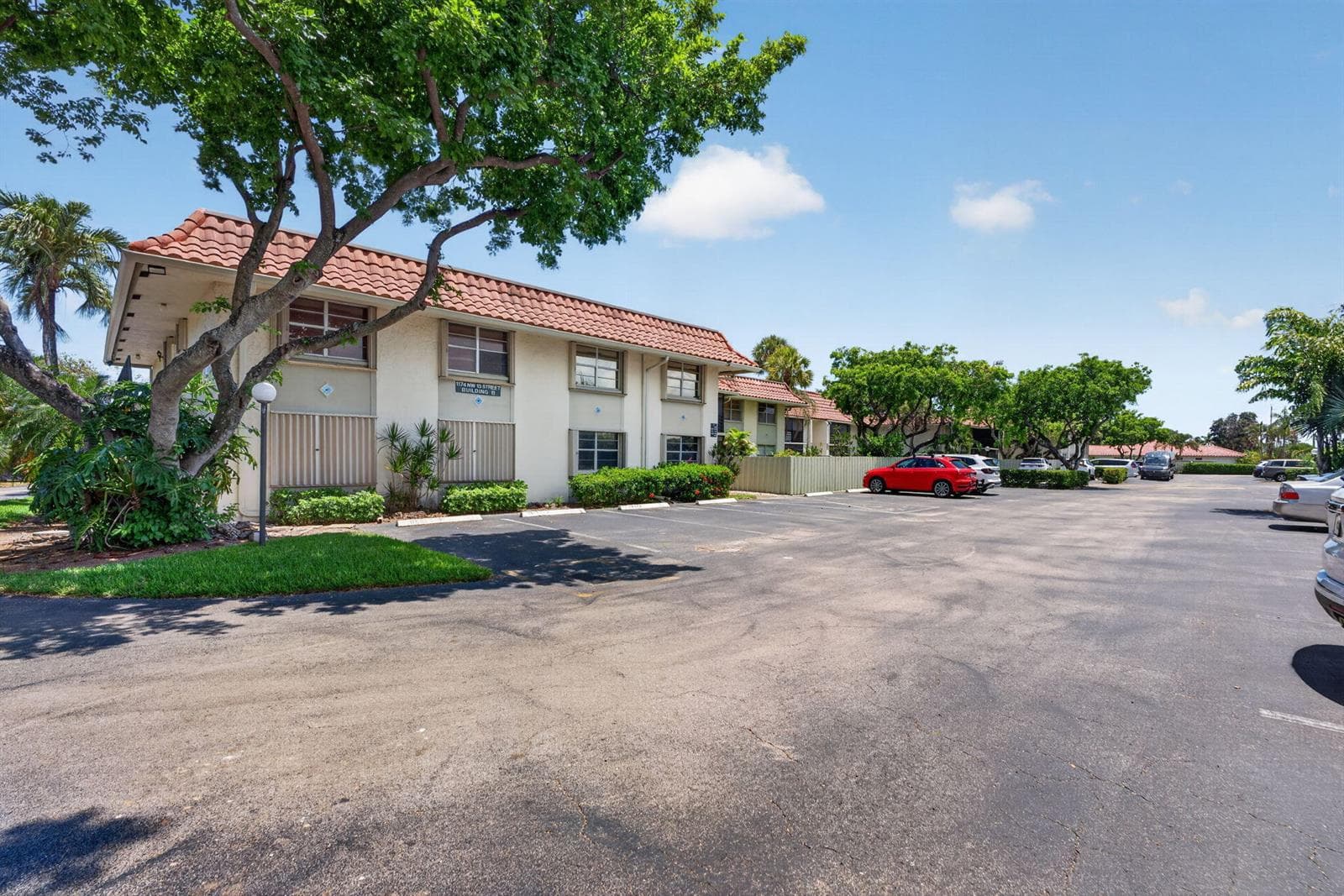 1174 Nw 13th Street #242b