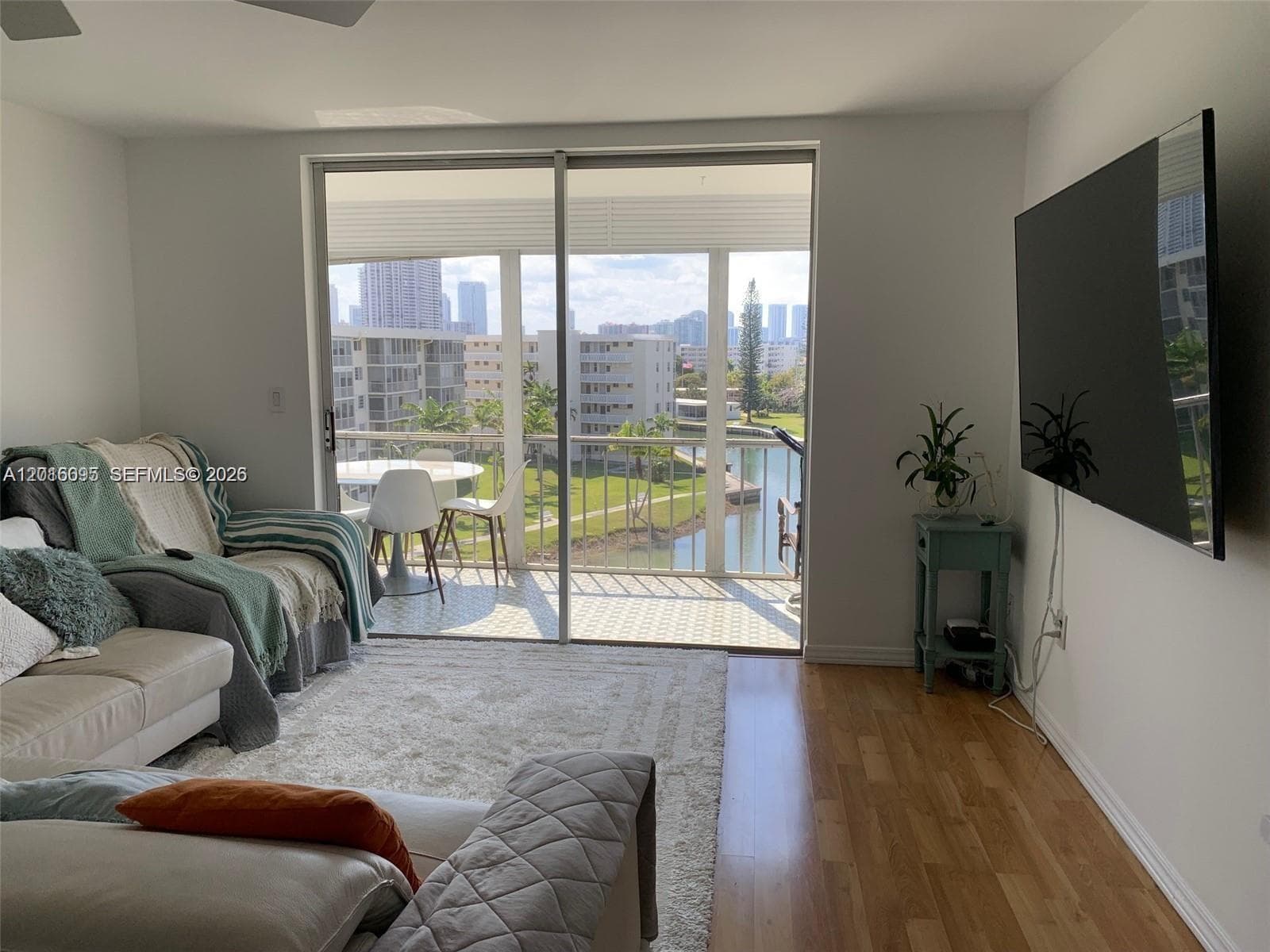 POINT EAST SEC II CONDO · #J603 in Aventura - Photo 1