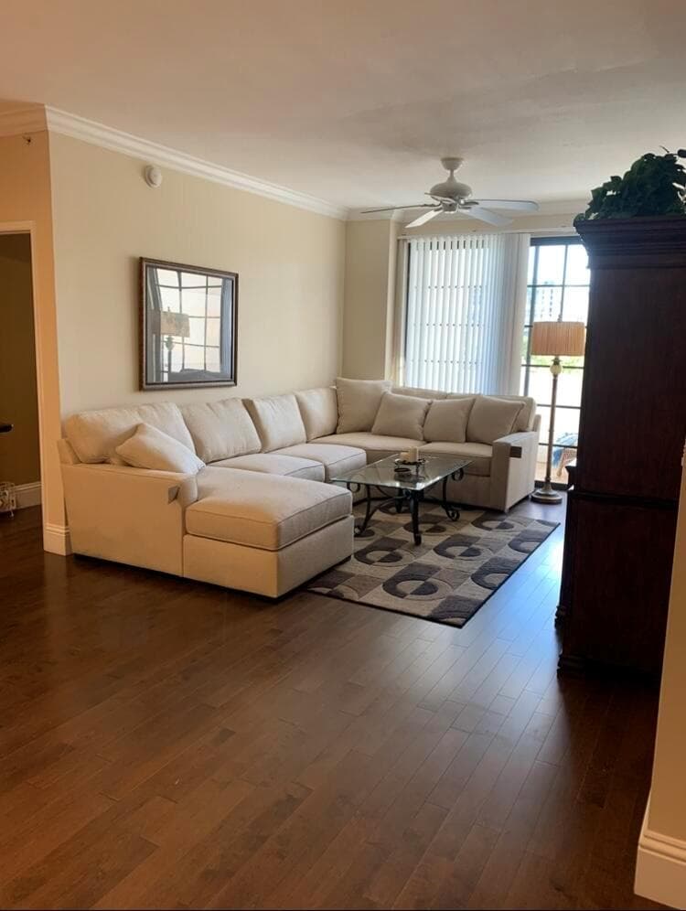 233 S Federal Highway #321