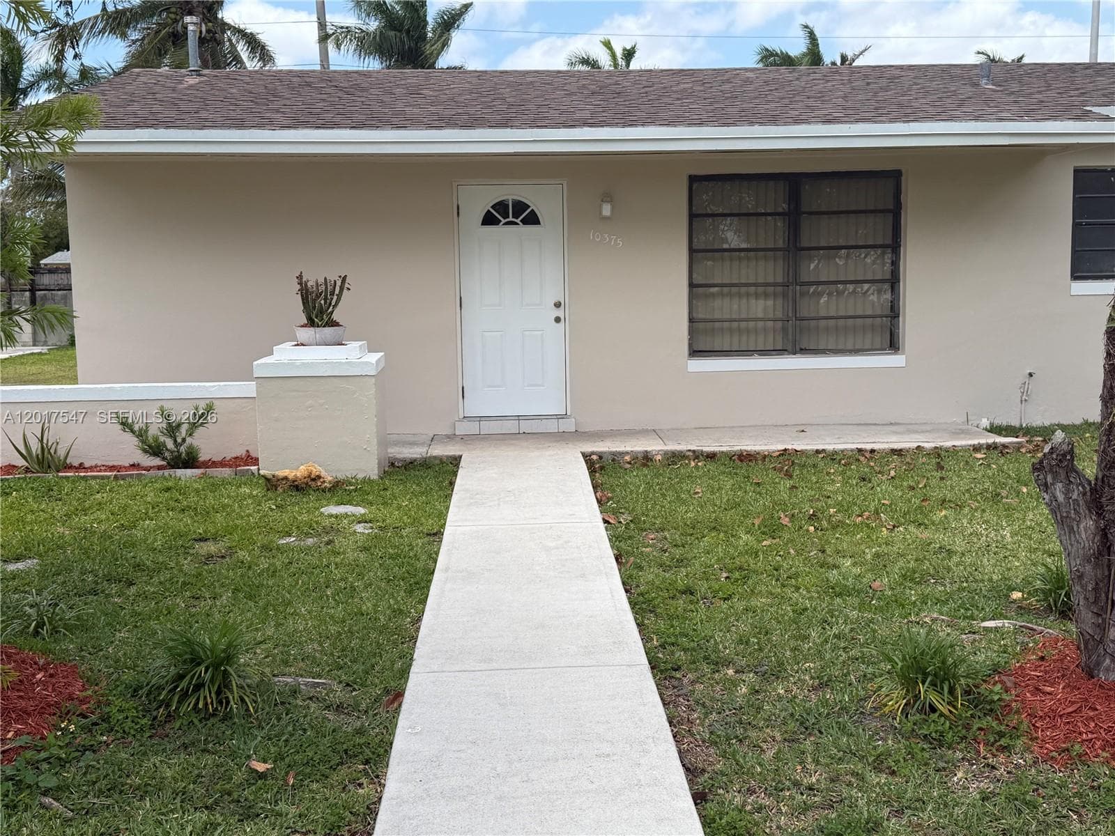 10375 SW 152nd TER #A photo 1