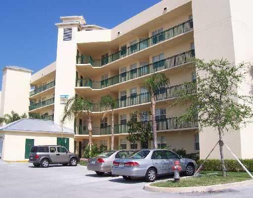 27 Royal Palm Way #406