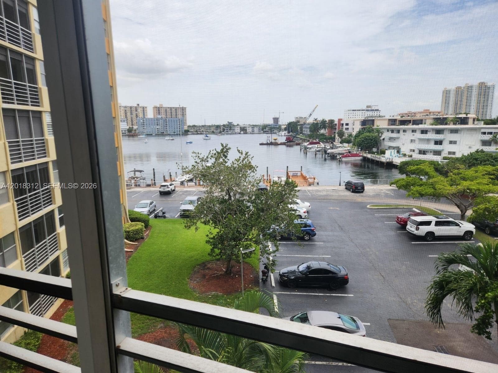 LAKE POINT TOWER CONDOMIN · #409 in Hallandale Beach - Photo 1