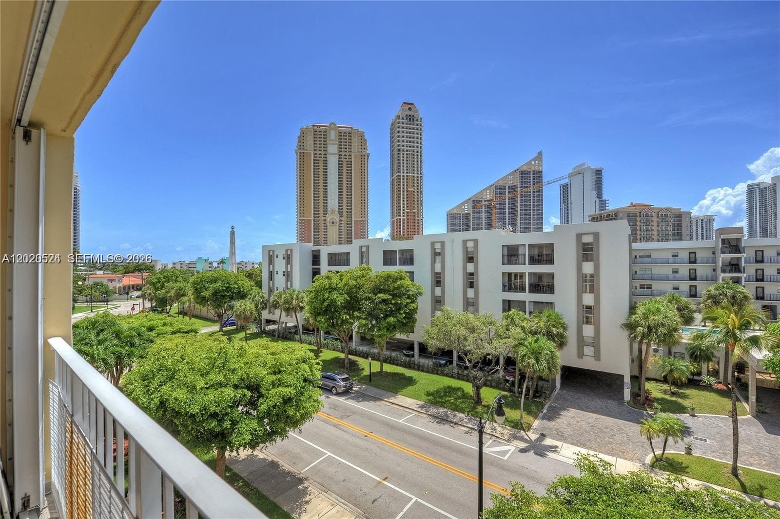 MARBELLA TOWER CONDO · #505 in Sunny Isles Beach - Photo 1