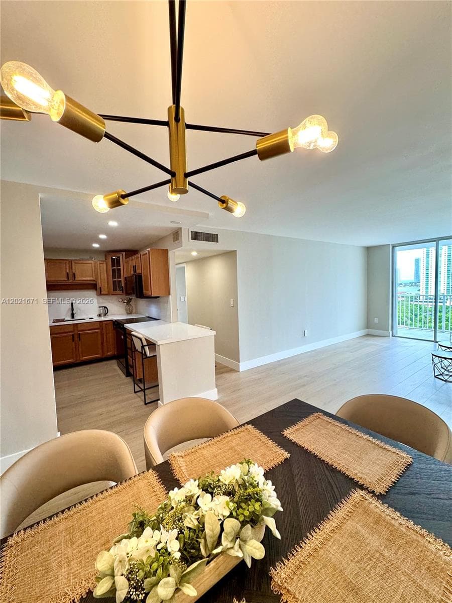 ADMIRALS PORT CONDO · #1607E in Aventura - Photo 1