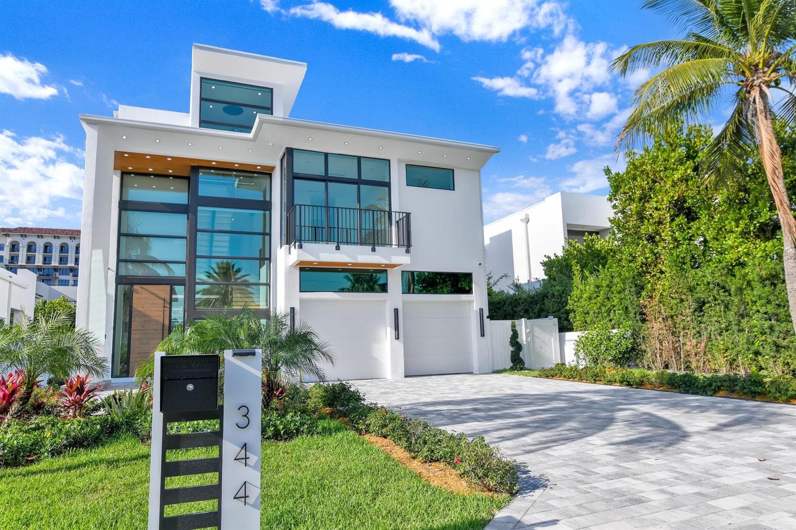344 Ne 2nd Street