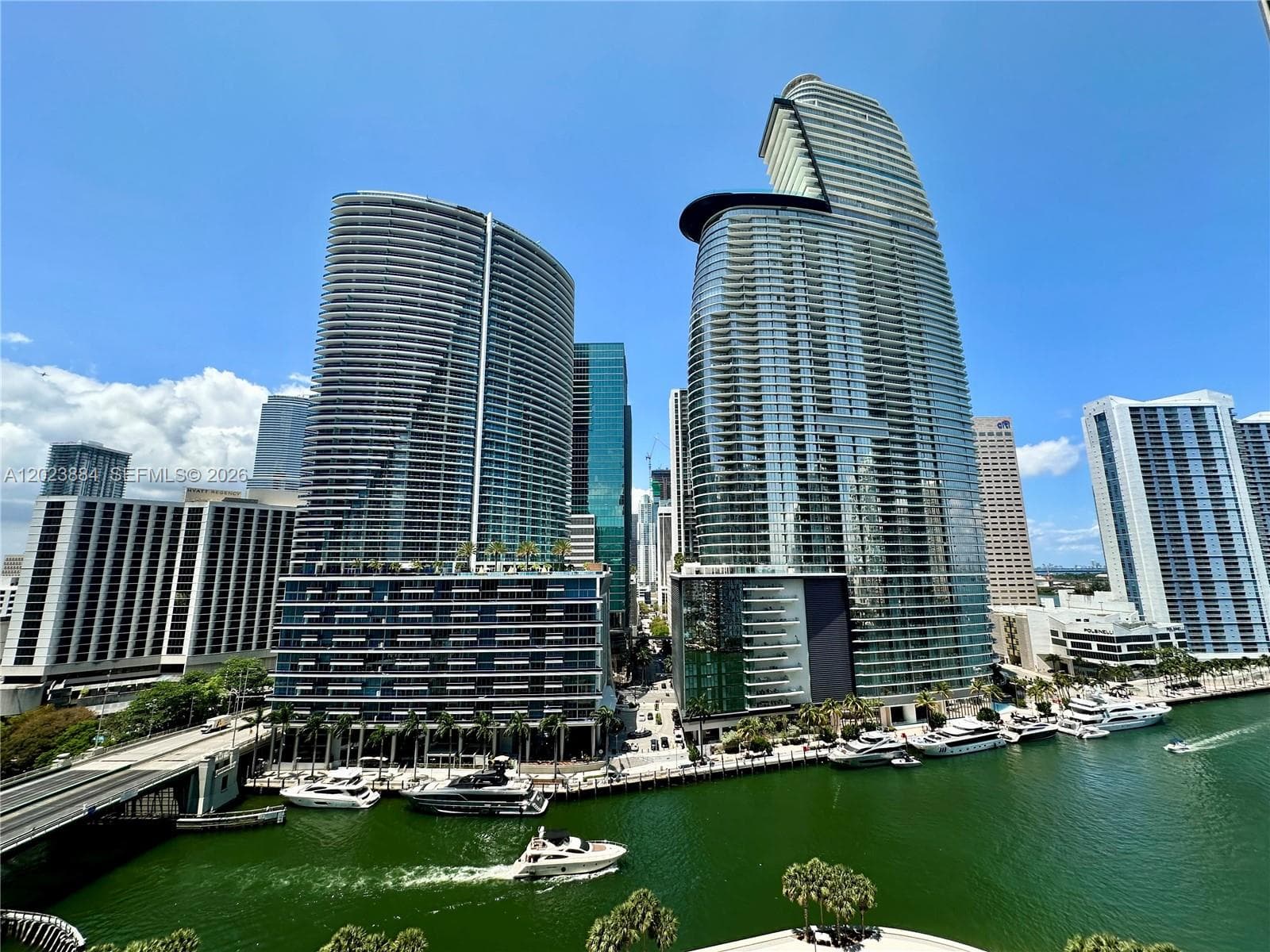 Icon Brickell I · #1614 in Miami - Photo 1