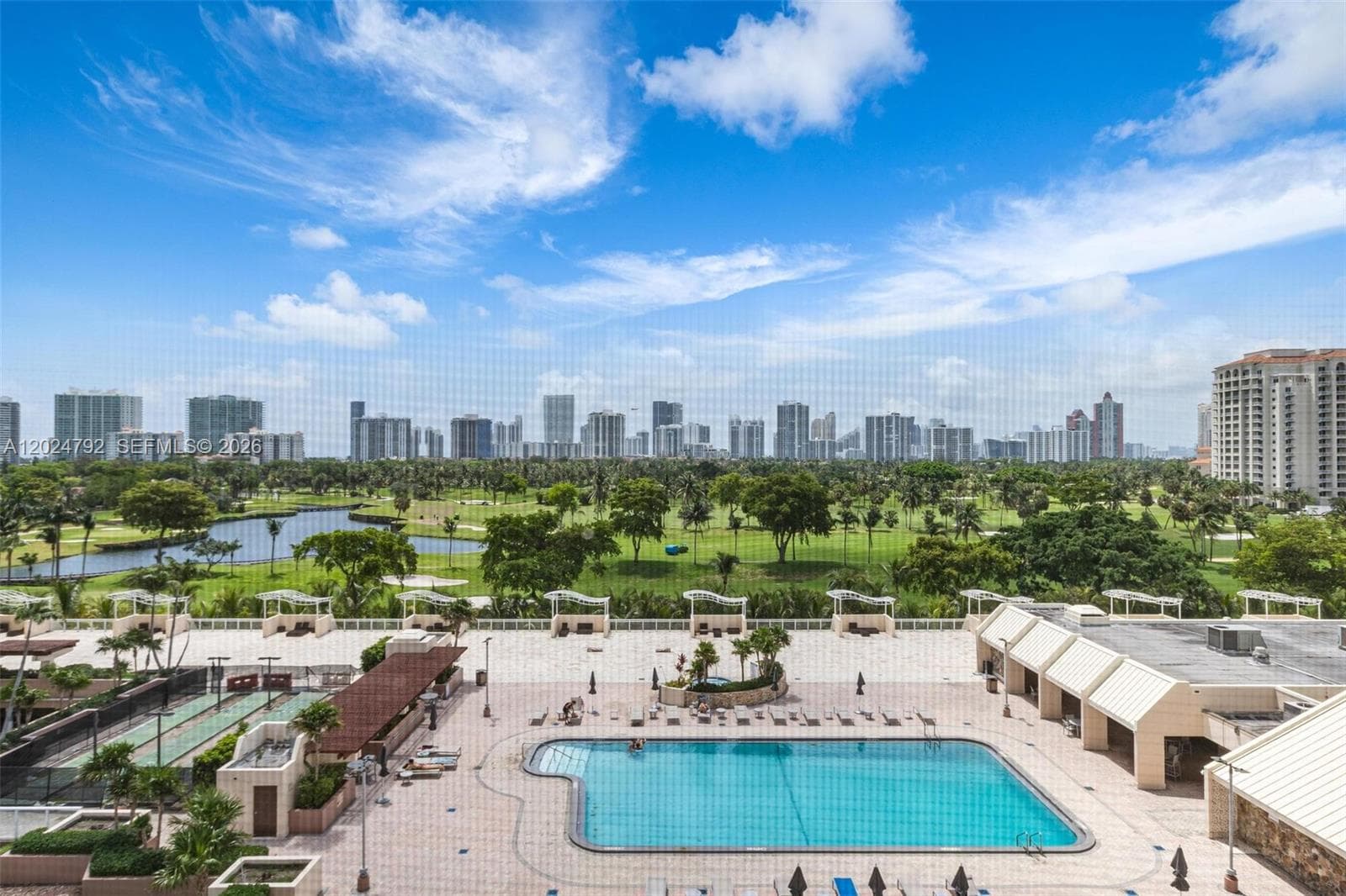 CORONADO TOWERS · #825 in Aventura - Photo 1