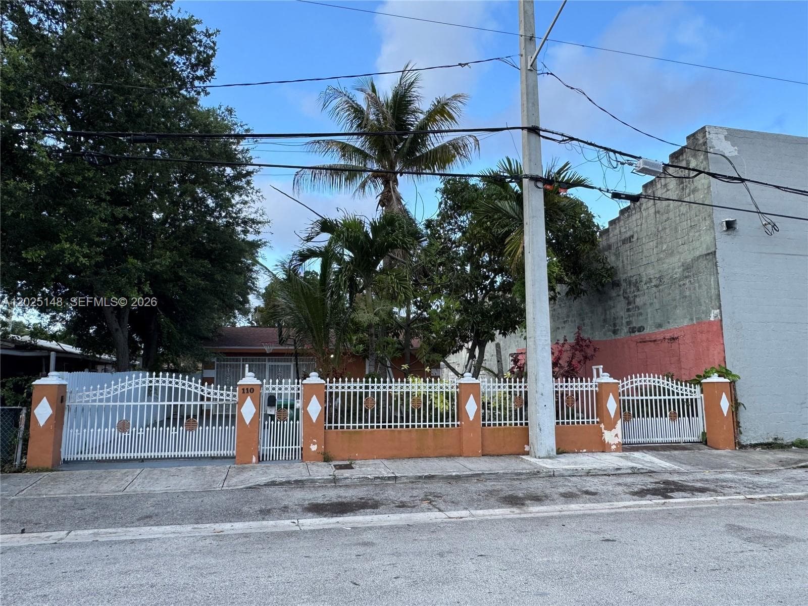 110 NW 52nd St photo 1