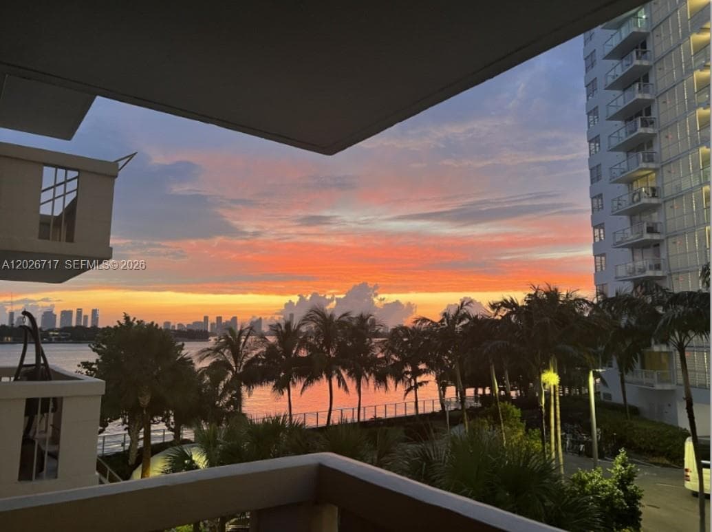 SOUTH BAY CLUB CONDO · #342 in Miami Beach - Photo 1