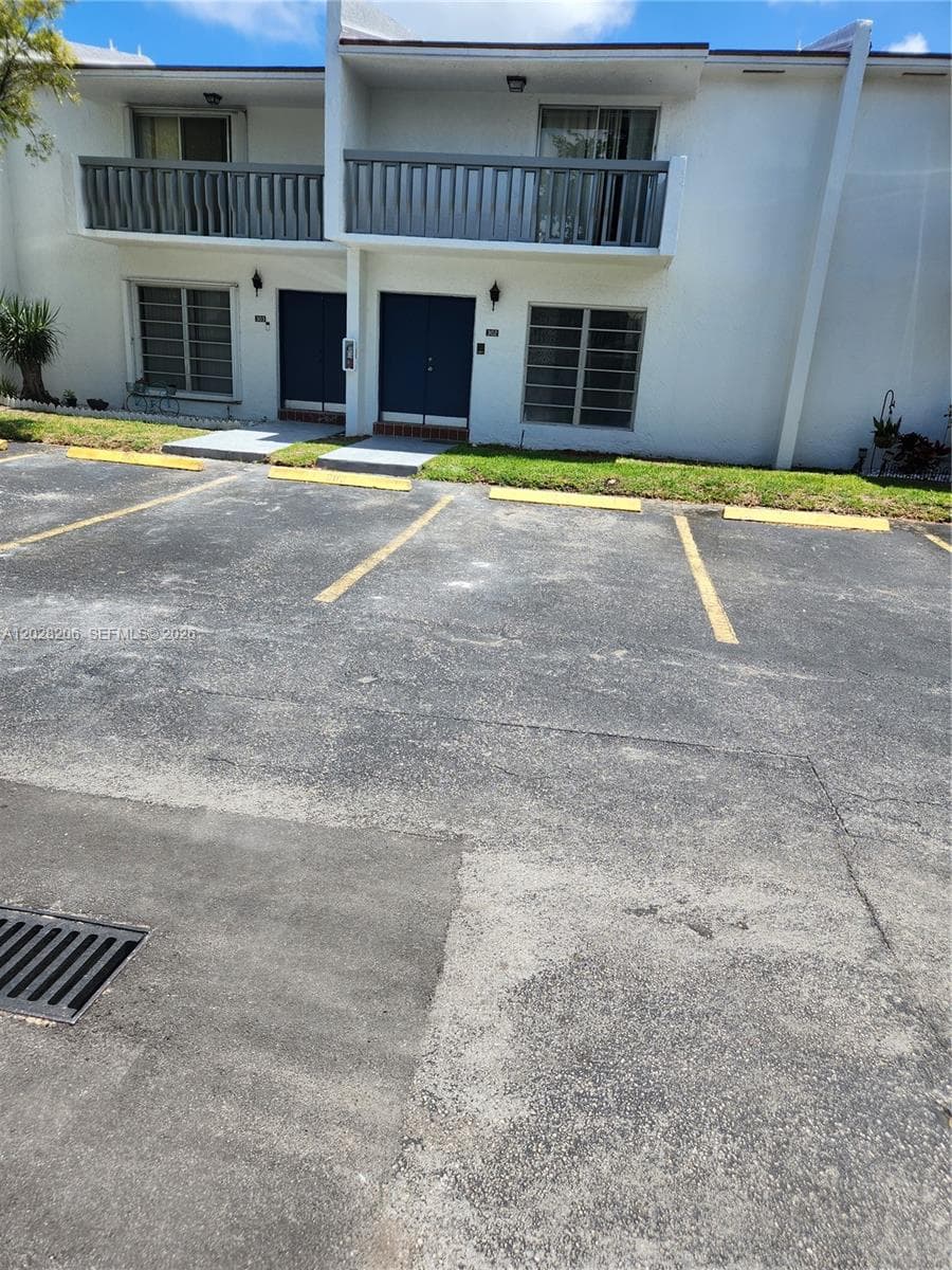 9430 SW 170th St #302 photo 1