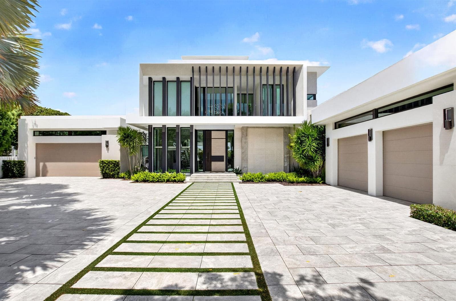 6960 Lake Estates Court