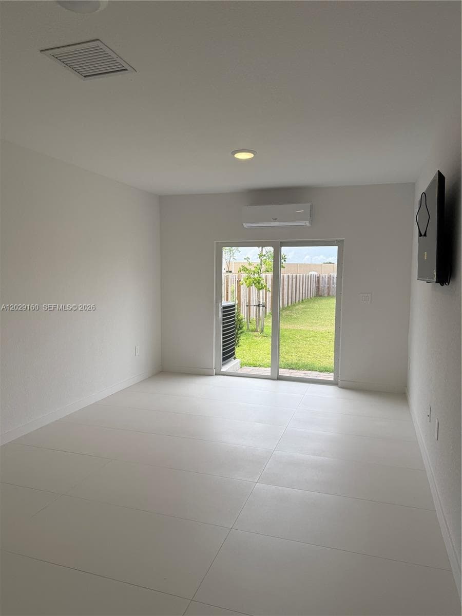 13347 SW 274th St Studio #13347 photo 1