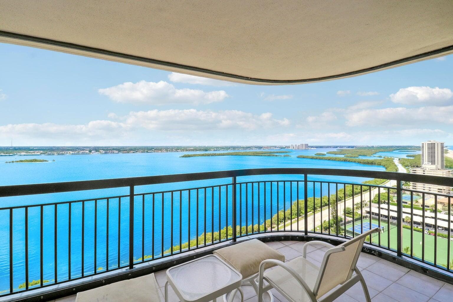 5380 N Ocean Drive #22j