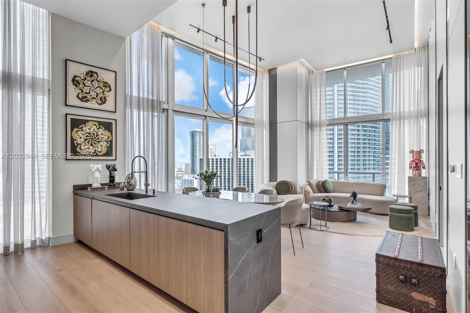 Icon Brickell I · #2215 in Miami - Photo 1