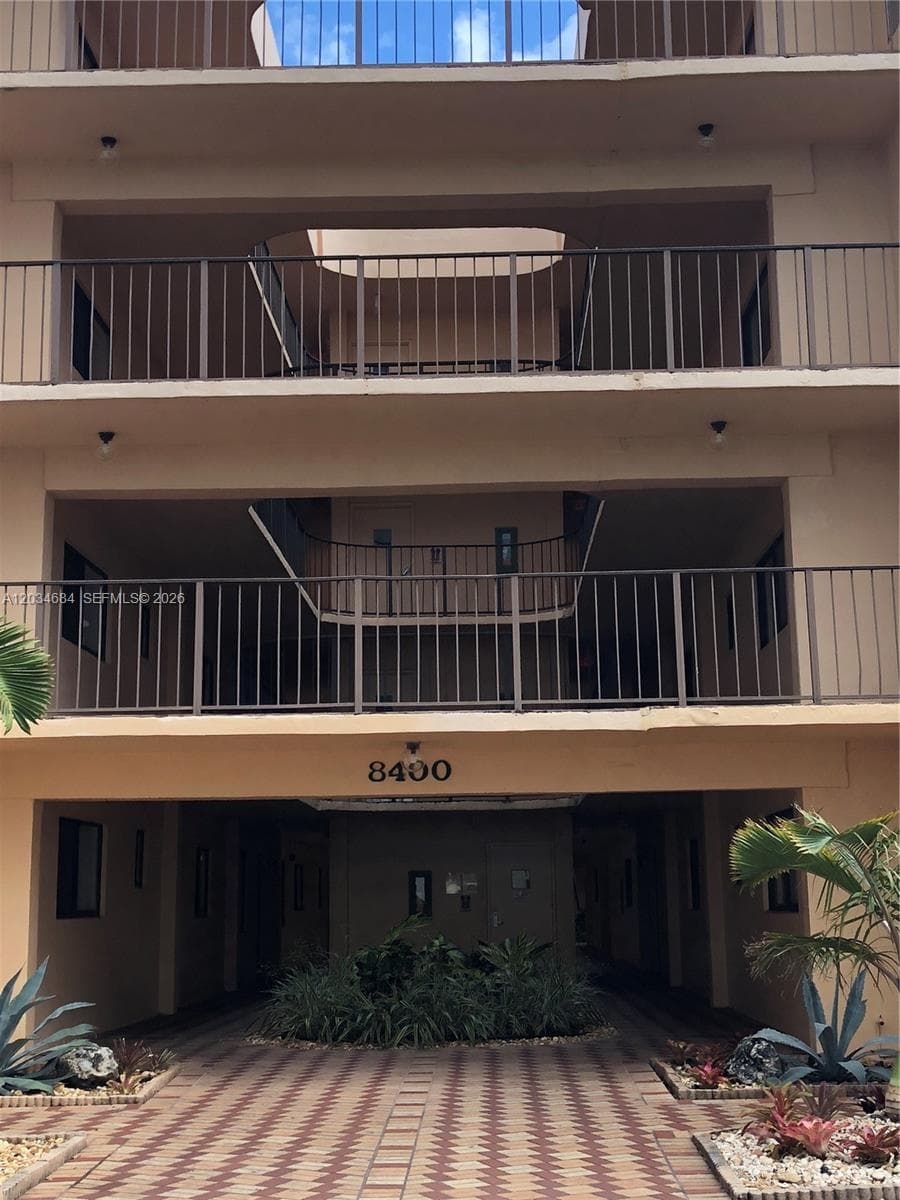THE HORIZONS WEST CONDO # · #324 in Miami - Photo 1