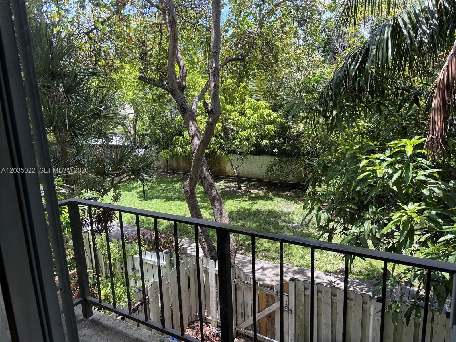 NORTHGATE TOWNHOUSE · #29B in Miami - Photo 1