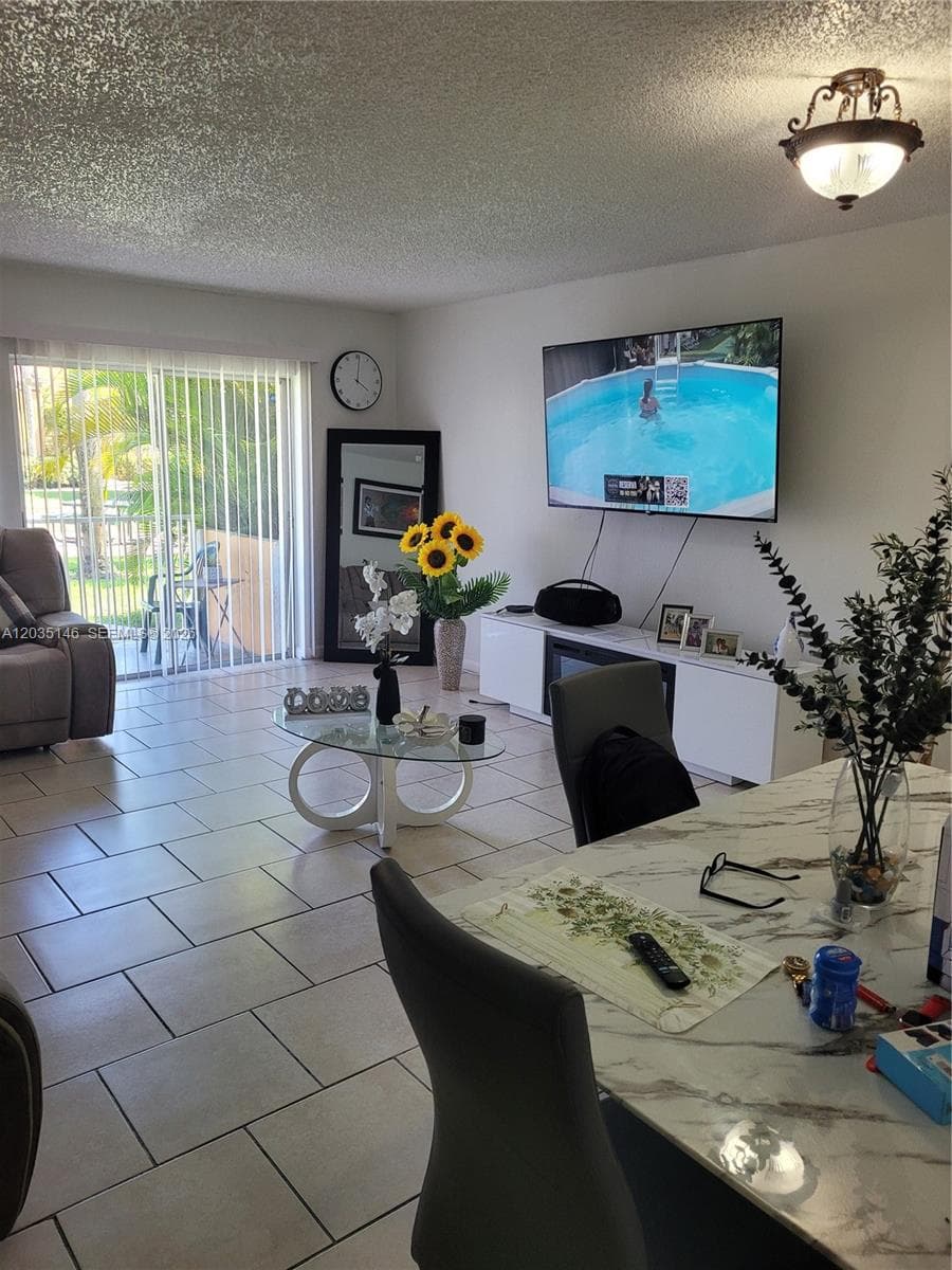 VENETIAN GARDENS AT COUNT · #E105 in Hialeah - Photo 1