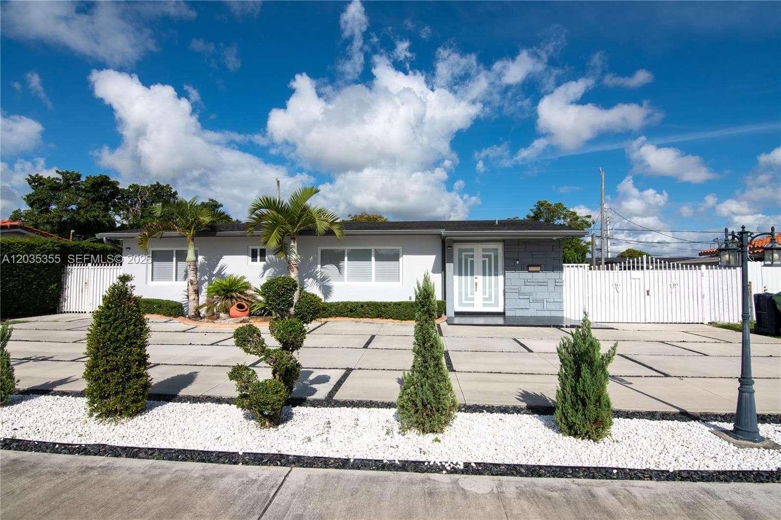 3030 SW 96th Ave photo 1