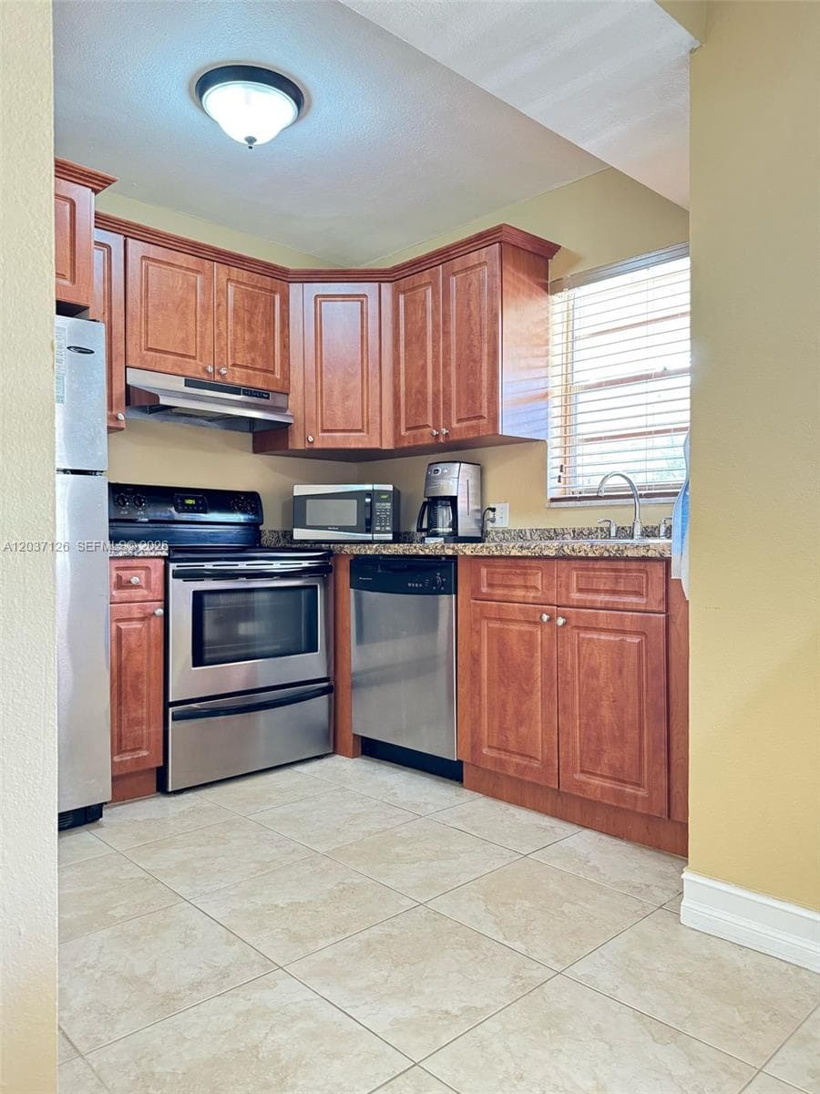 MOFFETT PLACE CONDO · #214 in Hallandale Beach - Photo 1