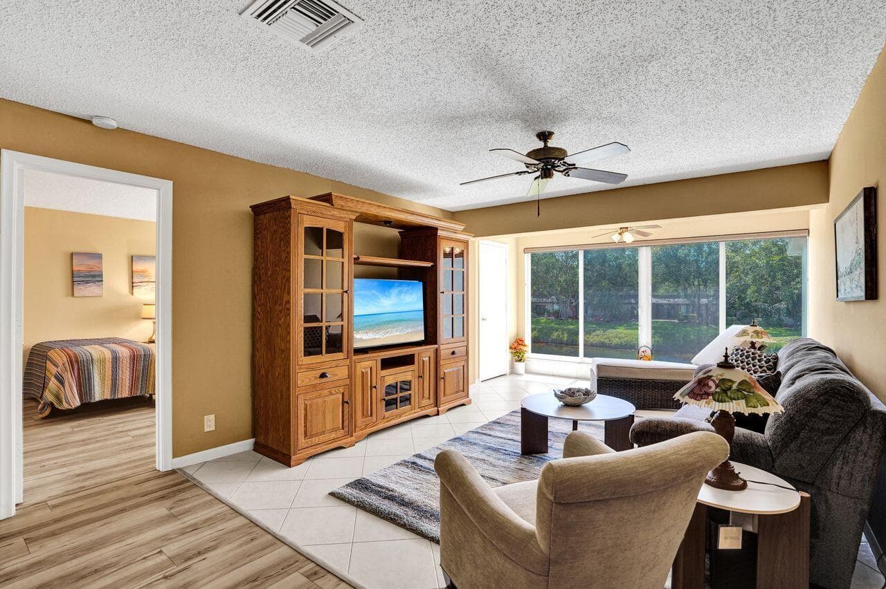 1050 Citrus Way #203