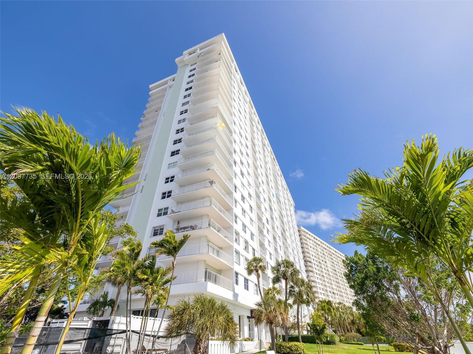 ARLEN HOUSE WEST CONDO · #1520 in Sunny Isles Beach - Photo 1