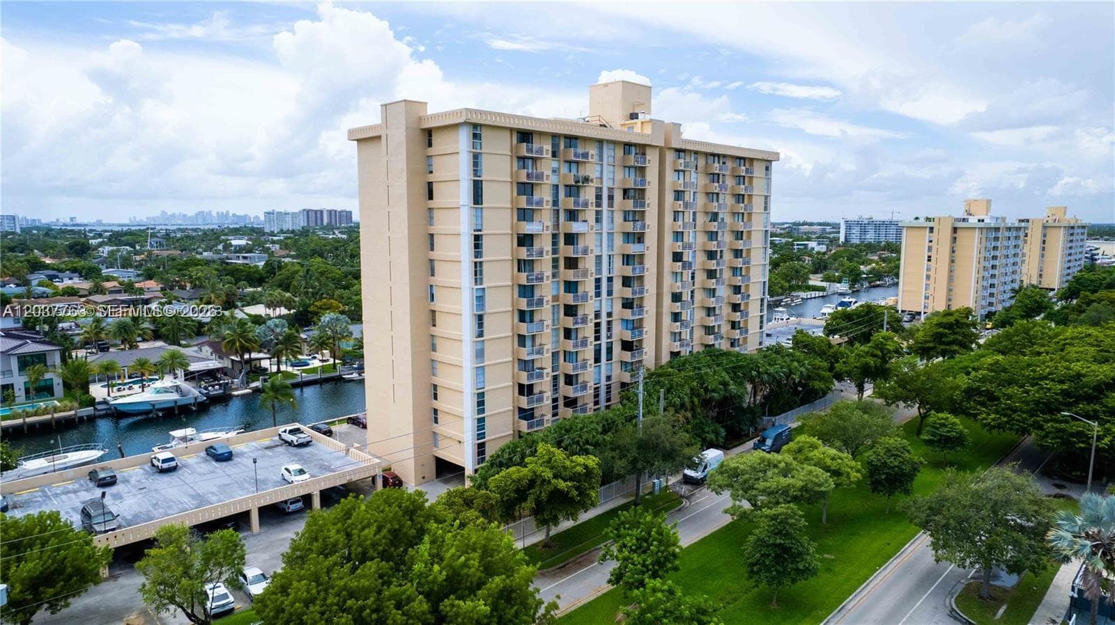 VECINO DEL MAR · #403 in North Miami - Photo 1
