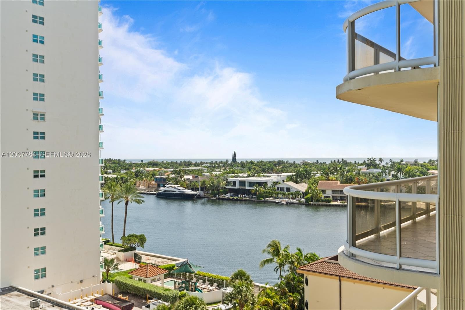 TERRACES NORTH TURNBERRY · #803 in Aventura - Photo 1