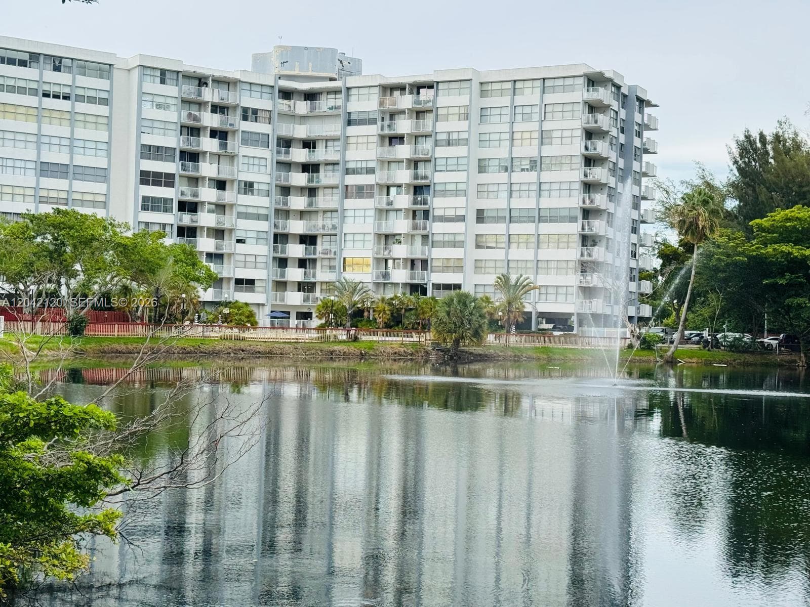 WILSHIRE CONDO · #218W in Miami - Photo 1